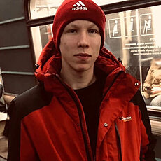 Максим, 24