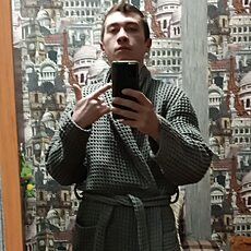 Вадик, 32