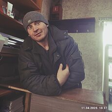Филипп, 25