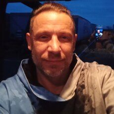 Владимир, 40