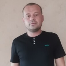 Эдуард, 38