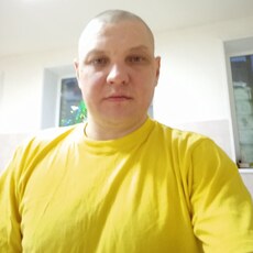 Руслан, 42