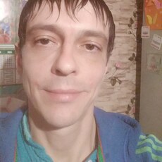 Коля, 44