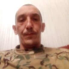Веня, 37