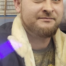 Паша, 33