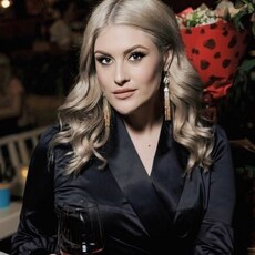 Злата, 27