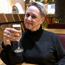 Милана, 51