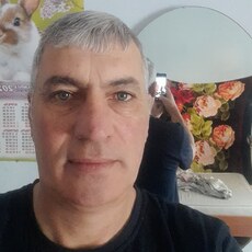 Юлиан, 52