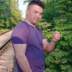 Саша, 36