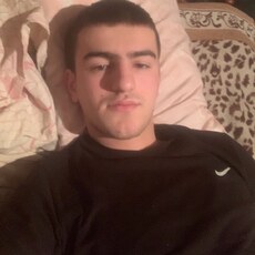 Антон, 21