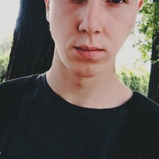 Демьян, 22