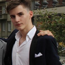 Олег, 21