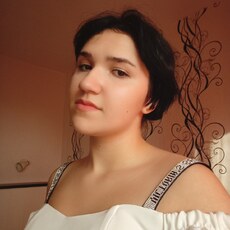 Милана, 24