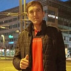 Леонид, 36