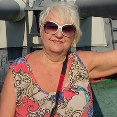 Маша, 70
