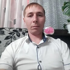 Коля, 38