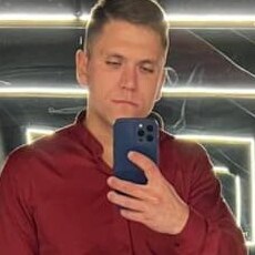 Гриша, 26