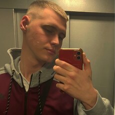 Виктор, 22