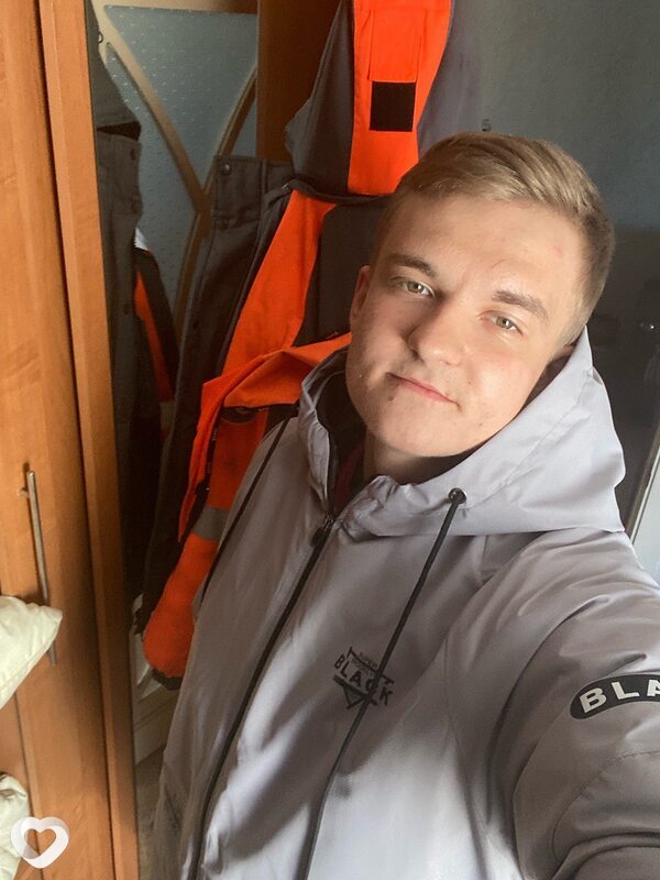 Женя