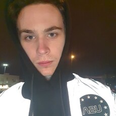 Сёма, 24