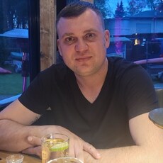 Валера, 39