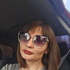 Эмма, 21