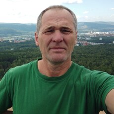 Толя, 55