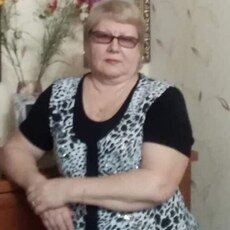 Илона, 60