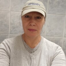 Аня, 60