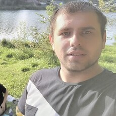 Витя, 28