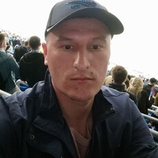 Вова, 32