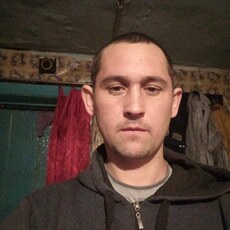 Эдик, 27