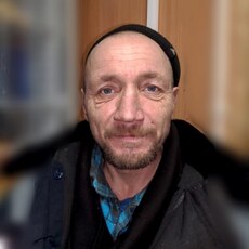 Ярослав, 44