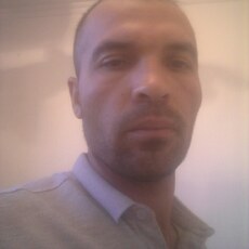 Борис, 37