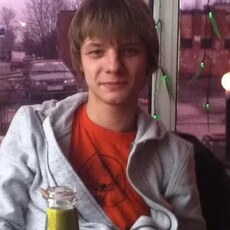 Толя, 34