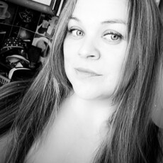 Юлиана, 35