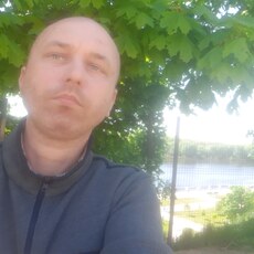 Слава, 40