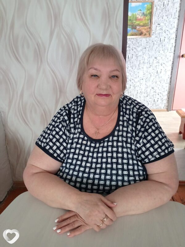 Алина