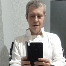 Юрий, 45