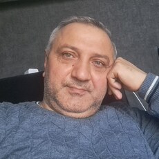 Вася, 52