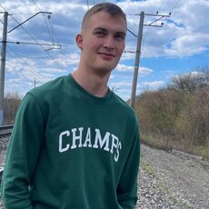 Эмиль, 21