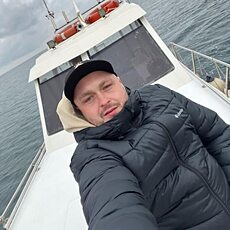 Андрей, 46