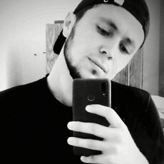 Арсений, 22