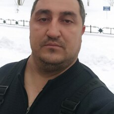 Валерий, 40