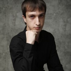Веня, 33