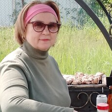 Ника, 64