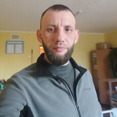 Валера, 38