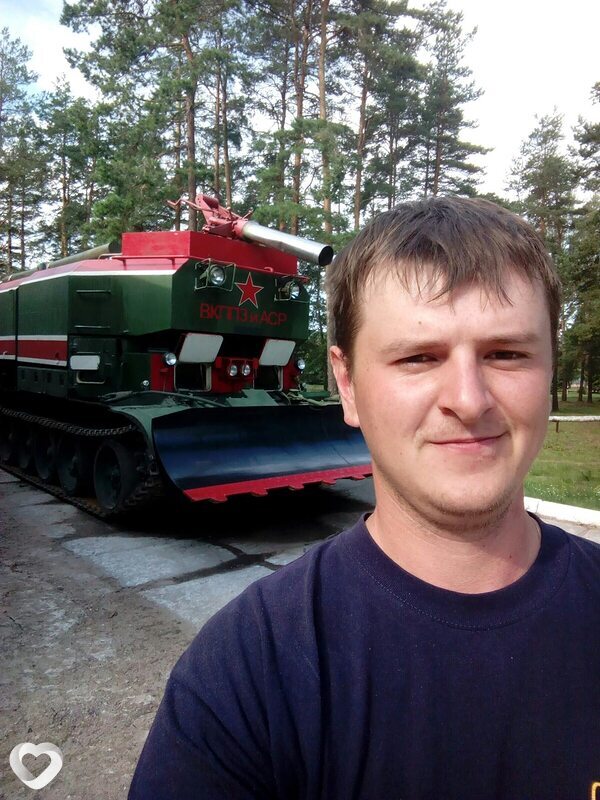 Лёня