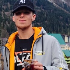 Альбик, 25