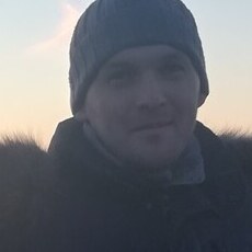 Валентин, 36